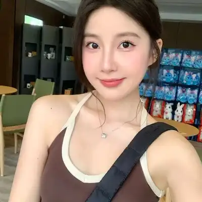 丁山英